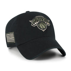 NEW YORK KNICKS KHAKI ACCENTS '47 CLEAN UP BLACK