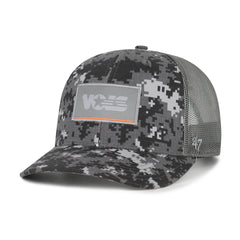 TENNESSEE VOLUNTEERS SQURE SCRIPT '47 TRUCKER GREY DIGITAL CAMO