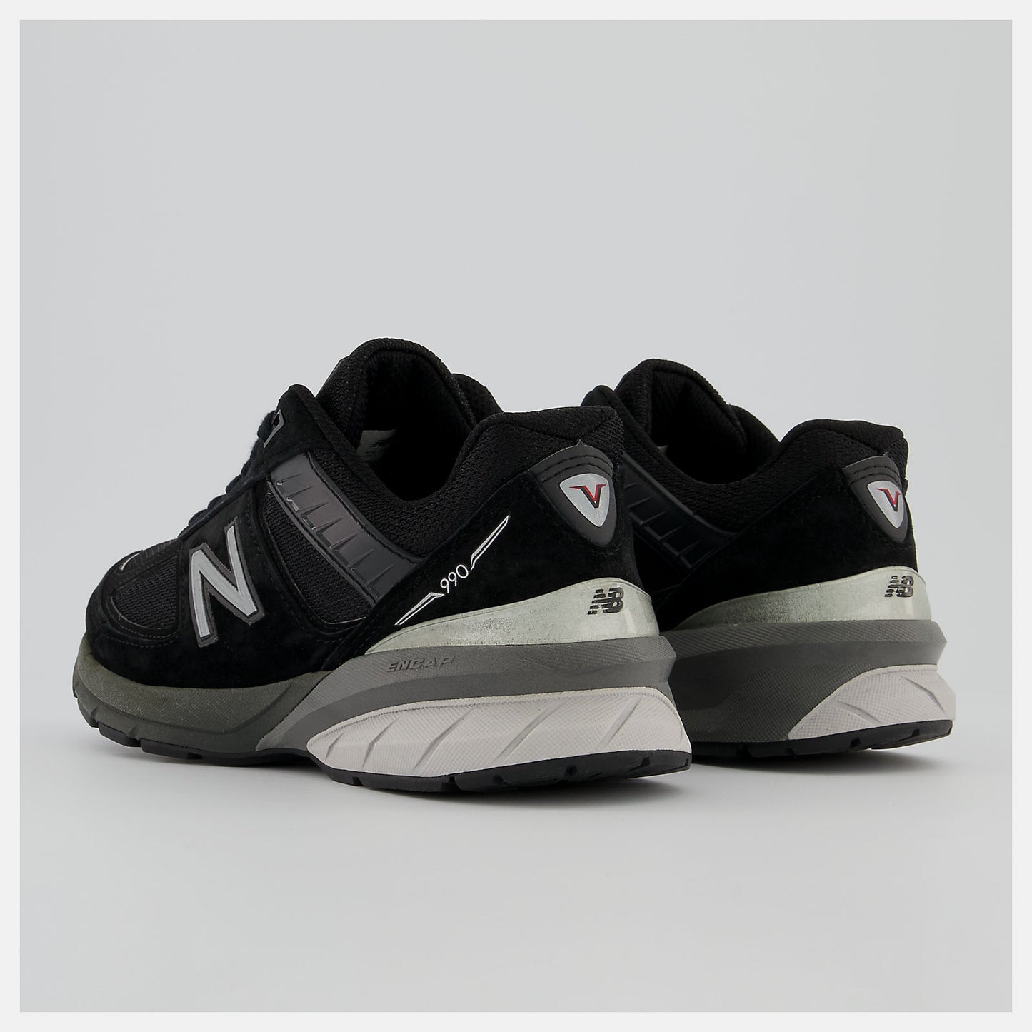 Made in US 990v5 - Women