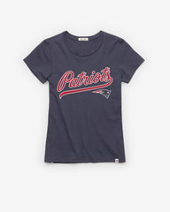 NEW ENGLAND PATRIOTS TAIL SWEEP '47 FRANKIE TEE WOMENS ATLAS BLUE