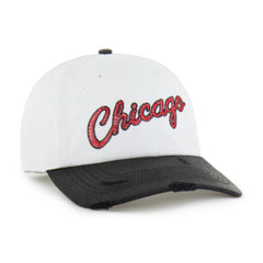 CHICAGO BULLS HARDWOOD CLASSICS WORN SCRIPT '47 CLEAN UP MF MID FIT WHITE