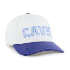 CLEVELAND CAVALIERS HARDWOOD CLASSICS WORN SCRIPT '47 CLEAN UP MF MID FIT WHITE