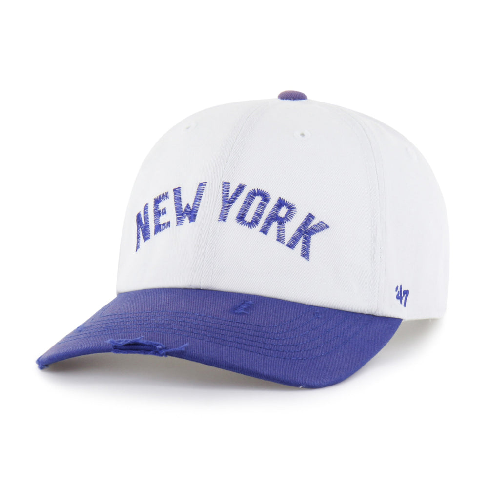 NEW YORK KNICKS HARDWOOD CLASSICS WORN SCRIPT '47 CLEAN UP MF MID FIT WHITE