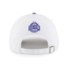 NEW YORK KNICKS HARDWOOD CLASSICS WORN SCRIPT '47 CLEAN UP MF MID FIT WHITE