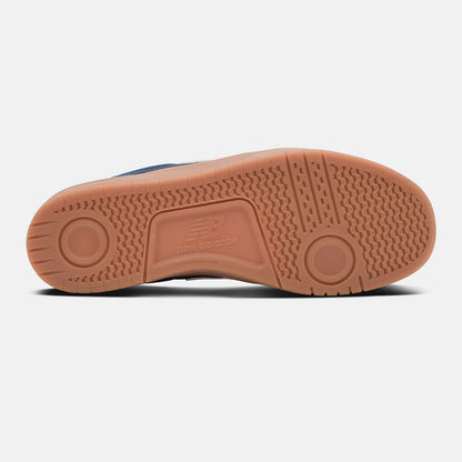 AM425 - Women / Men