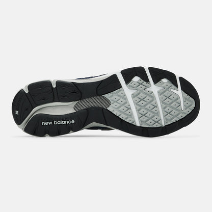 MADE IN UK 920 - Men