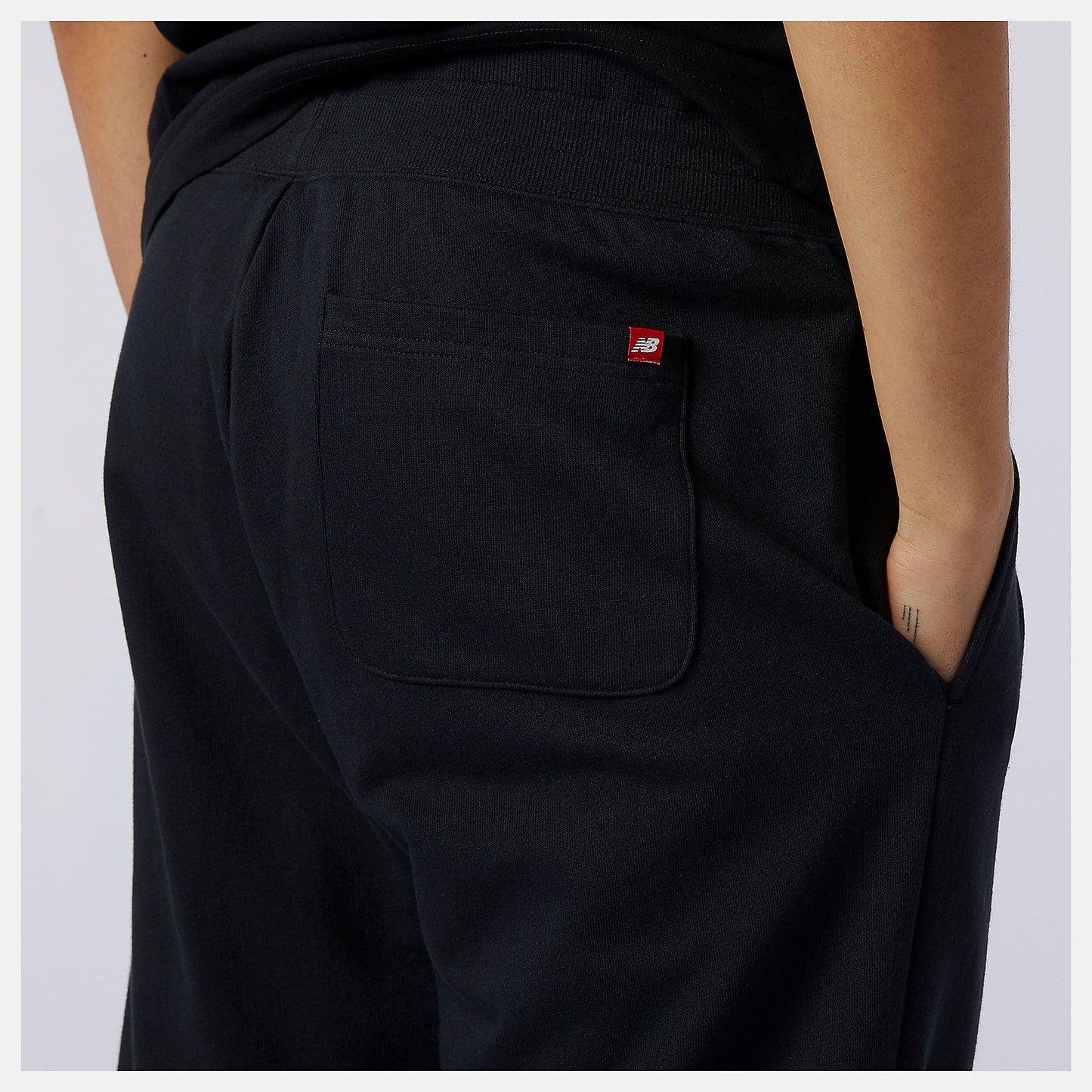 NB Essentials Embroidered Pant | New Balance Clothing - Women / Men