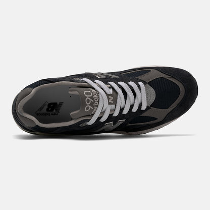 Made IN US 990v2 - Men