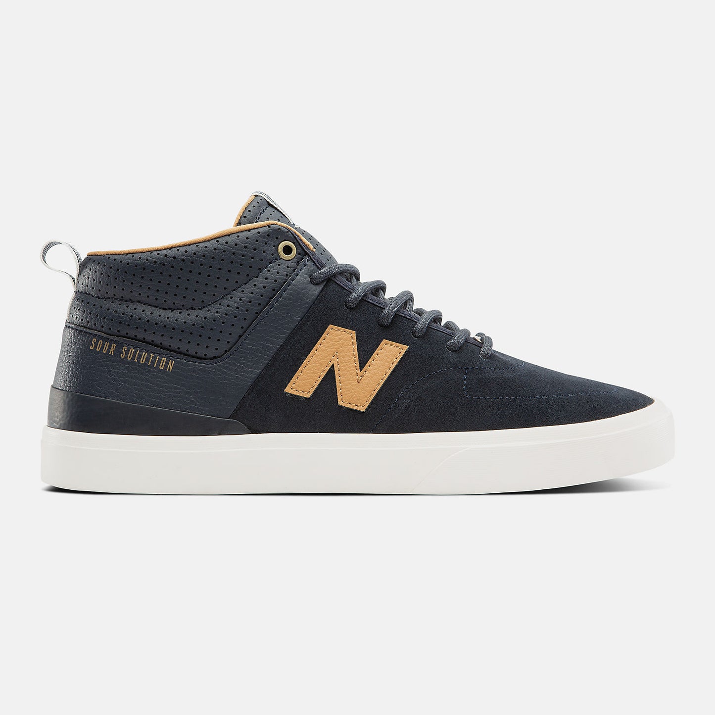 Numeric 379 Mid - Women / Men