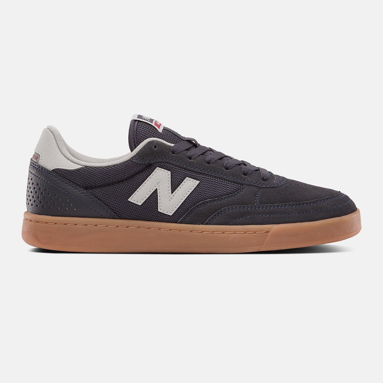NM440 - Women / Men