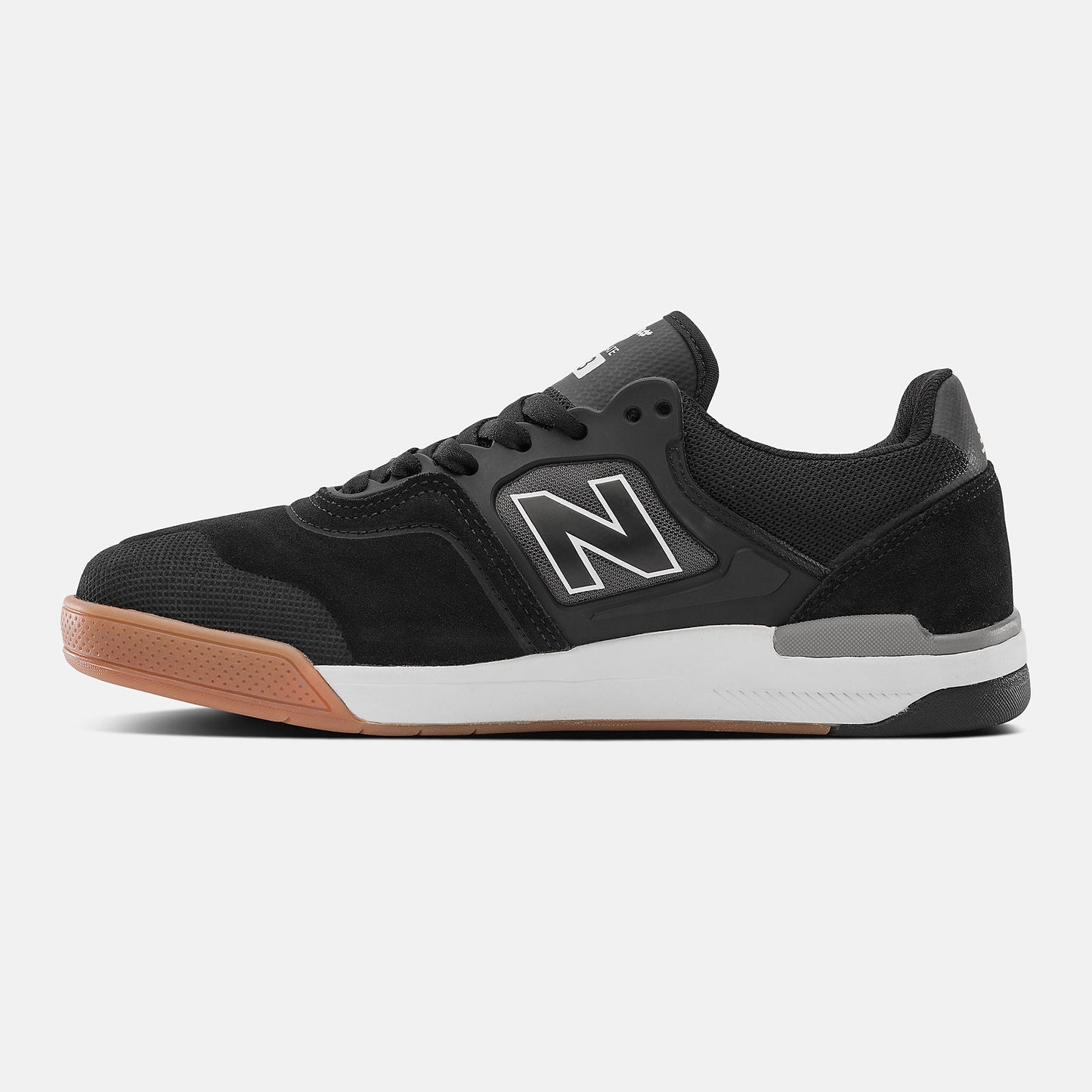 NM913 - Women / Men