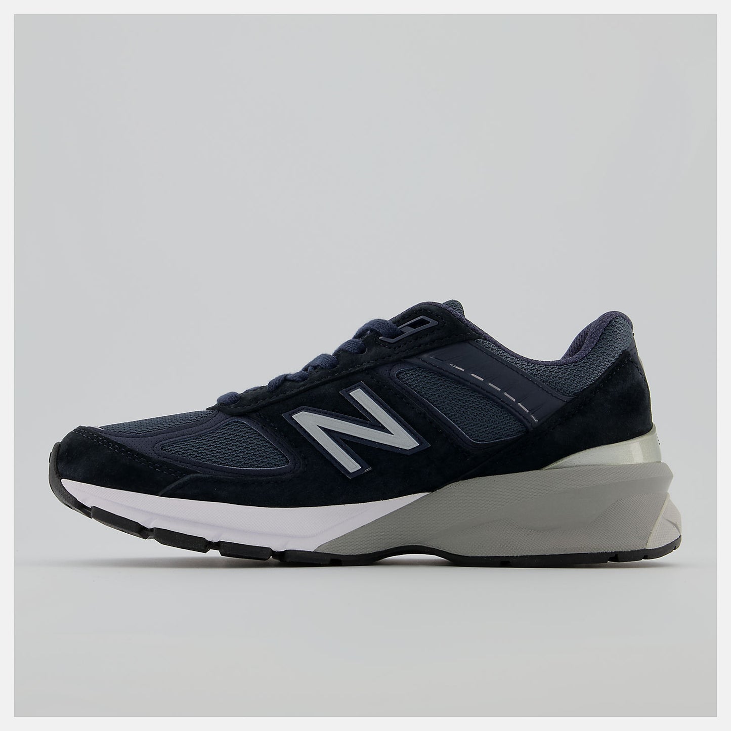 Made in US 990v5 - Women