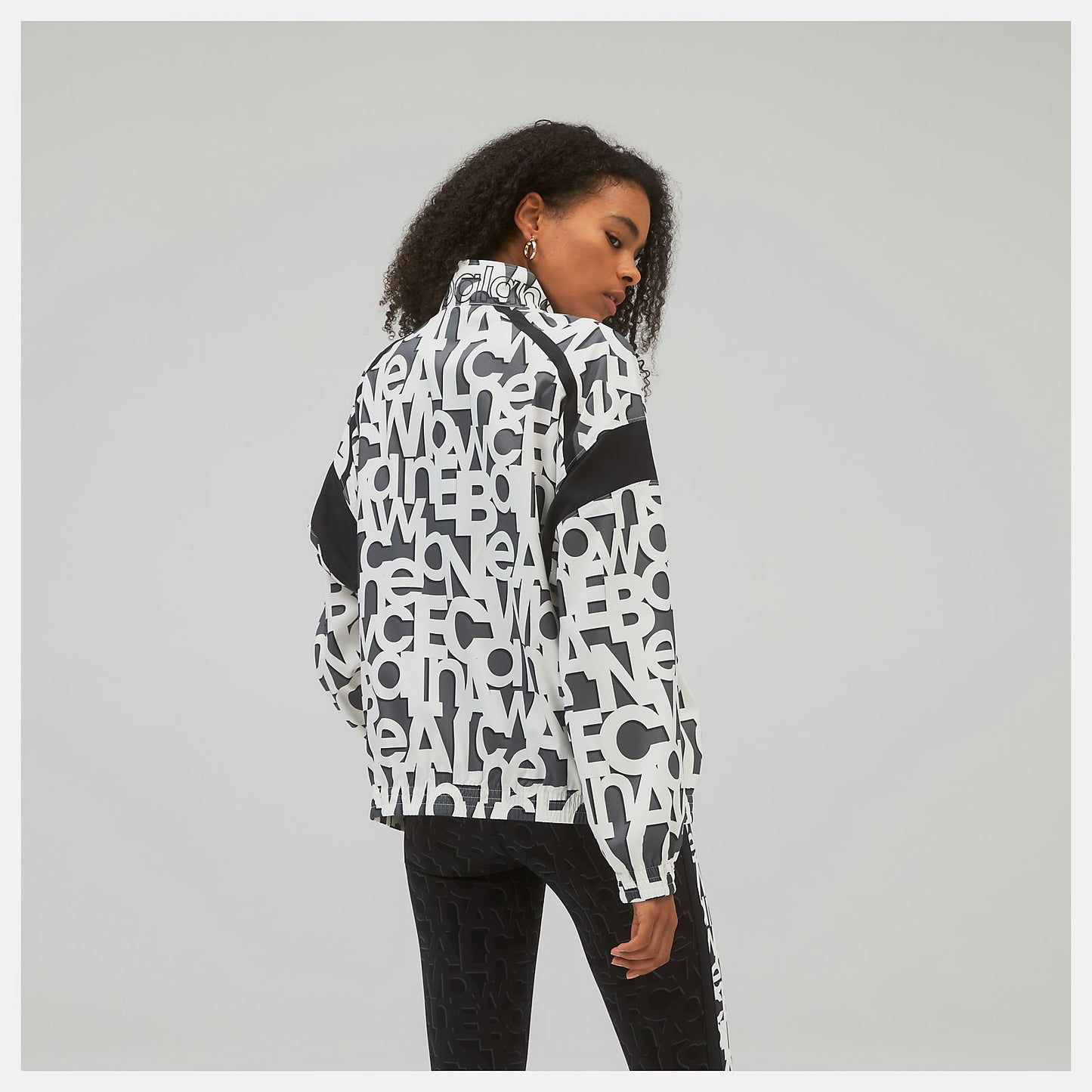 Relentless Printed Woven Jacket | New Balance Clothing - Women