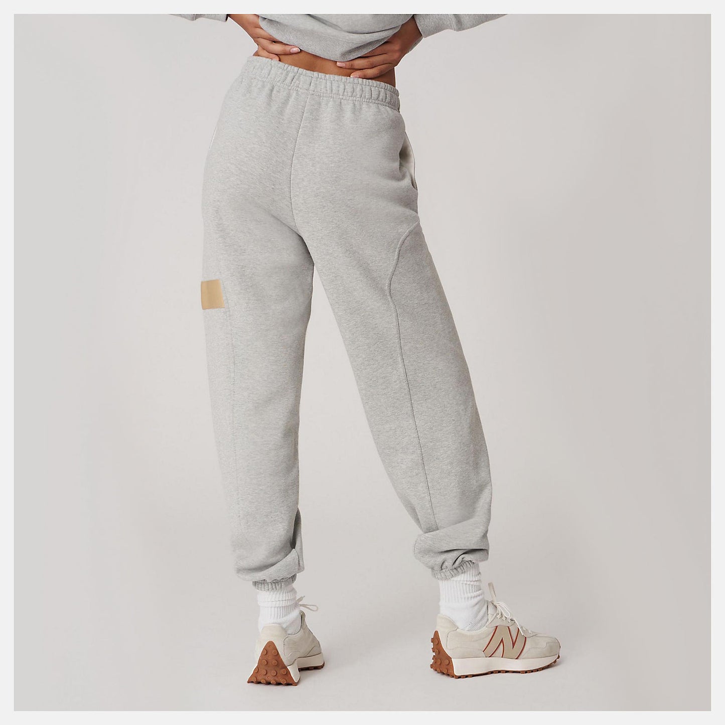 Bandier Fleece Jogger | New Balance Clothing - Women