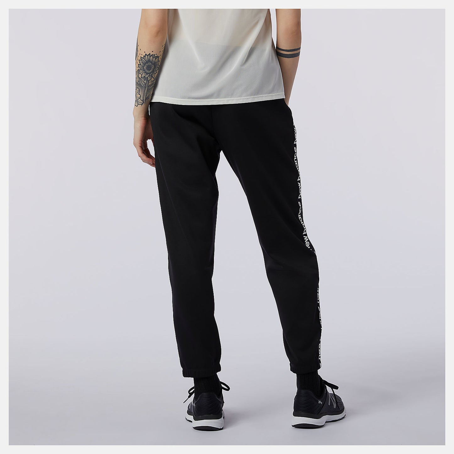 Relentless Performance Fleece Pant | New Balance Clothing - Women